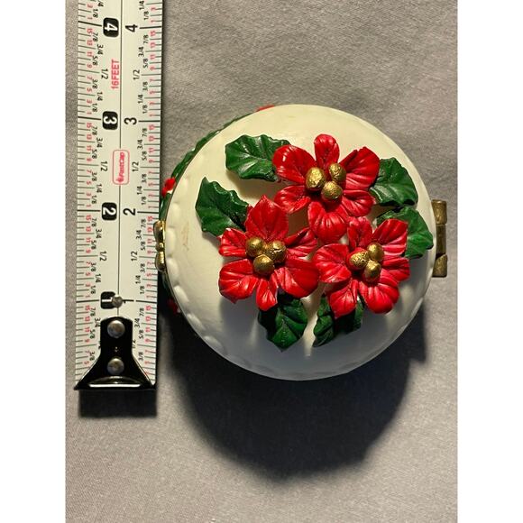 Vintage 1993 ARTMARK Jade porcelain poinsettia hinged trinket jar - Picture 3 of 11
